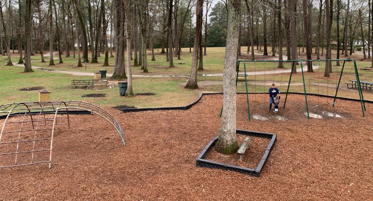 Swings at Woodland Park