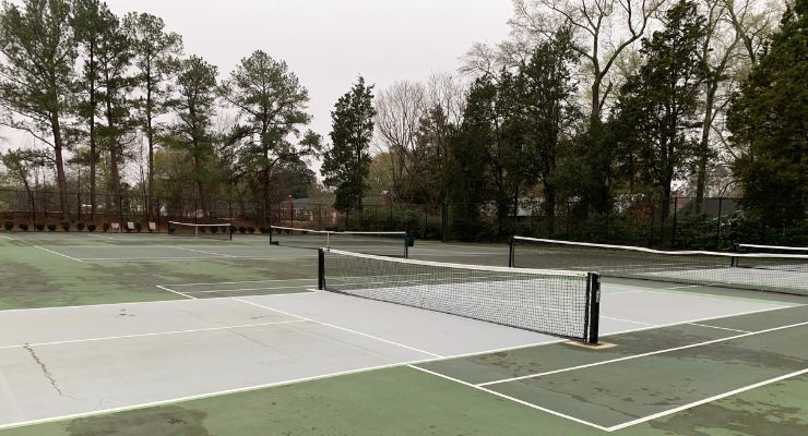Play tennis at Woodland Park in Columbia, SC