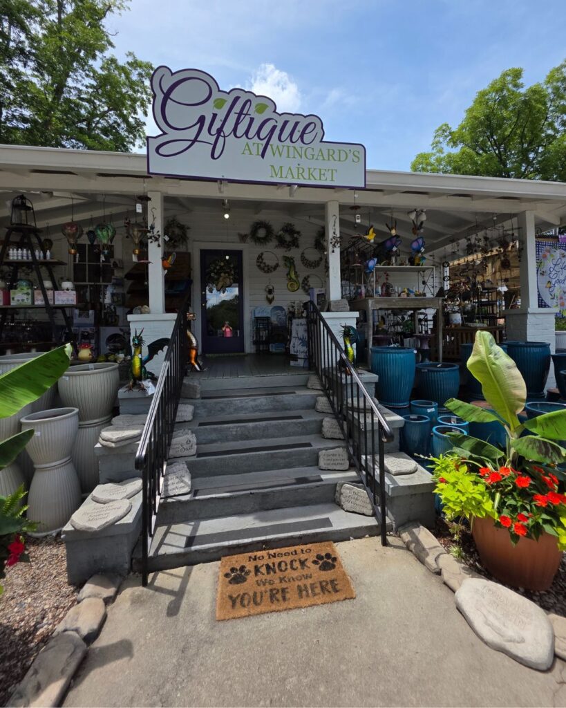 Wingard's Market Giftque storefront
