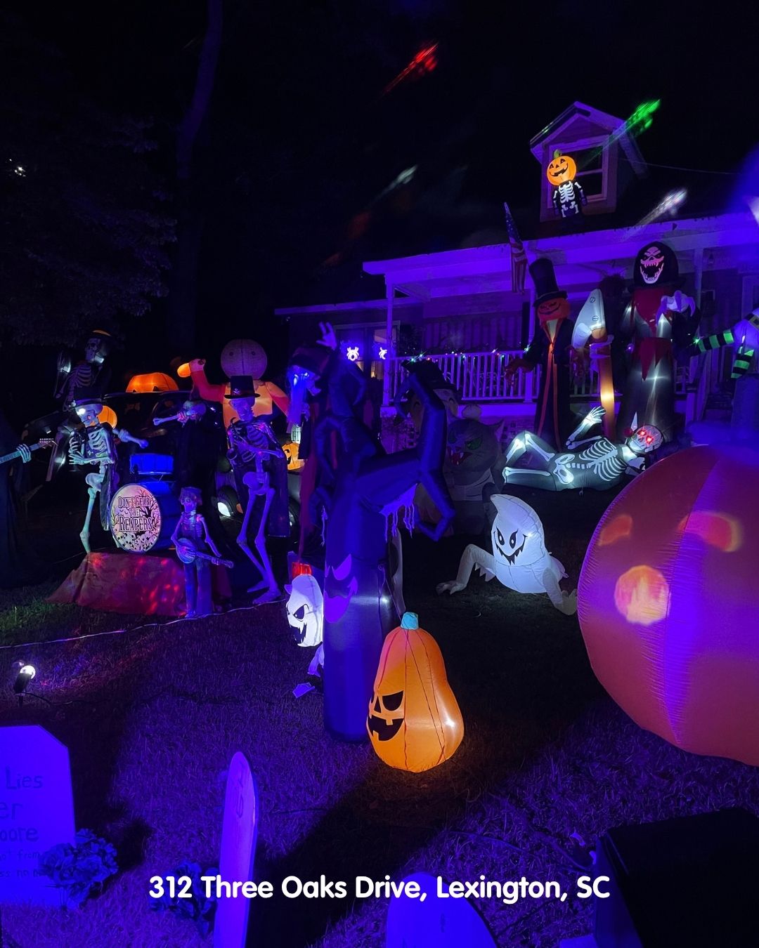 Halloween House on Three Oaks